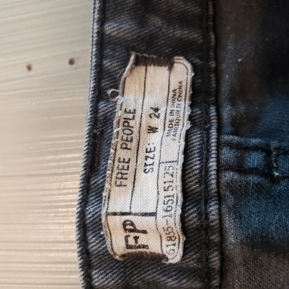 Free People High Waisted Black Shorts Shorty 24 - Picture 3 of 4